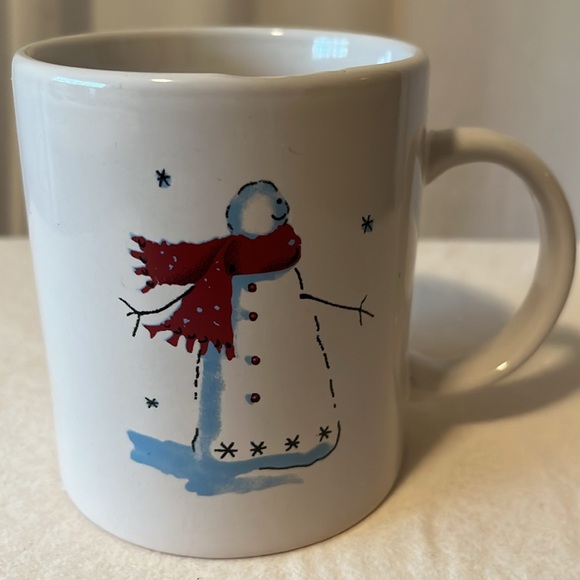 Three sweet winter holiday Christmas mugs with Reindeer and Snowman - Picture 7 of 8